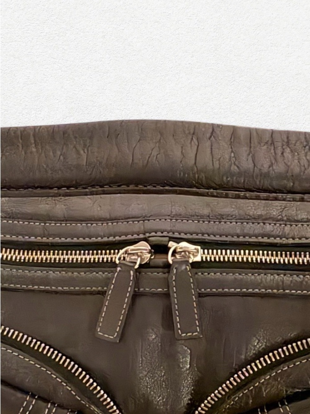 Versace Repeat Shoulder Bag - Picture 8 of 8